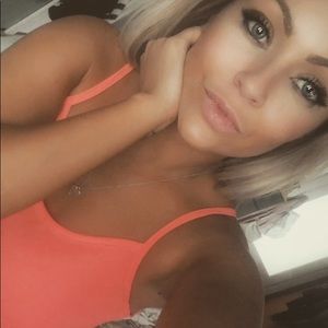 Meet your Posher, Raye